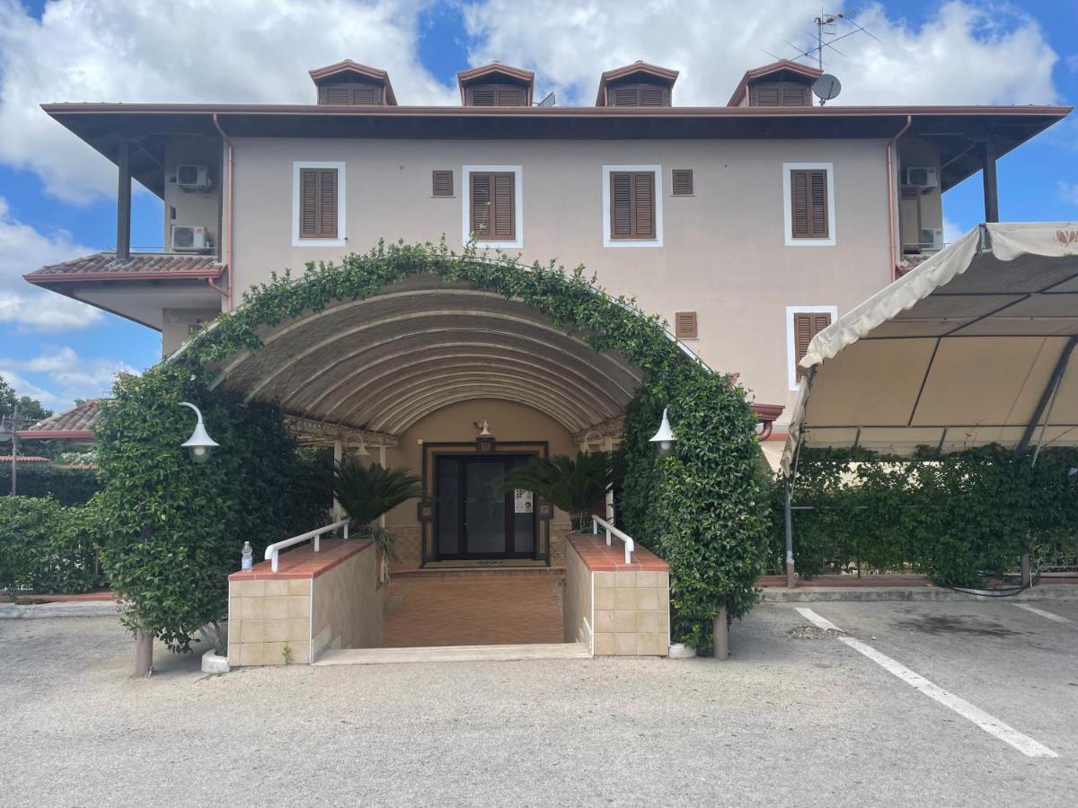 Ninfa Hotel Qualiano Exterior photo